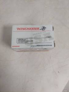 lot 1002 image: Winchester 223 REM 55 Grain Full Metal Jacket Ammunition - 148 Rounds