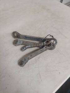 lot 1014 image: Ratcheting Wrenches Set
