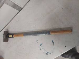 lot 2197 image: Black Knight Collins Sledgehammer- 8lb