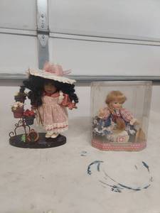 lot 2276 image: Decorative Porcelain Doll with Garden Display Stand and Musical Doll