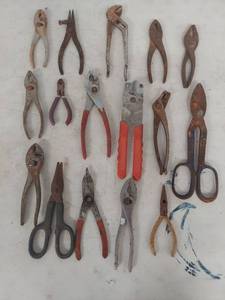 lot 2290 image: Mixed Collection of Hand Tools and Pliers