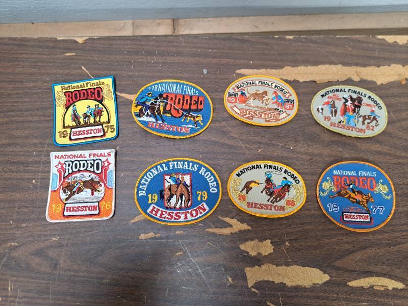 lot 1055 image: Hesston Rodeo Patches