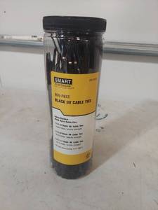 lot 1262 image: Smart Electrician 600-Piece Black UV Cable Ties Assortment