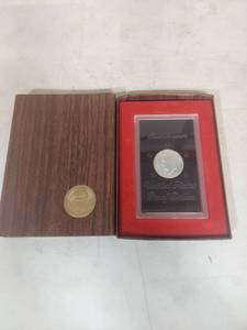 lot 1140 image: 1972 Proof Eisenhower Silver Dollar