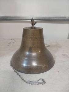 lot 1144 image: Titanic 1912 Commemorative Brass Ship Bell - Bracket Needs Repair