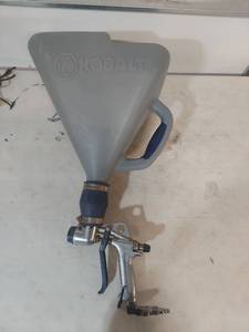 lot 1151 image: Kobalt Texture Gun with Hopper