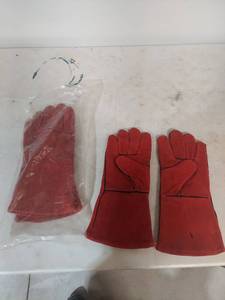 lot 1202 image: 2 Pair Red Leather Welding Gloves