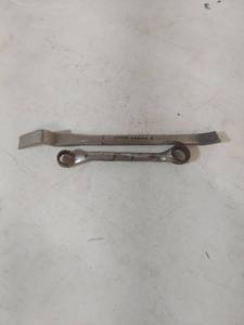 lot 1203 image: Snap-on Offset Box End Wrench and Brake Adjusting Spoon - 1 End is Broke