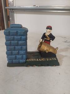 lot 1228 image: Cast Iron Artillery Bank Mechanical Coin Bank