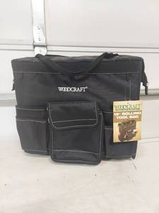 lot 1241 image: Woodcraft 18 Inch Rolling Tool Bag