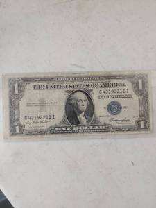lot 1258 image: 1935 Series Silver Certificate One Dollar Note