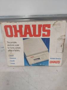 lot 1277 image: OHAUS Portable Standard Electronic Scale LS2000