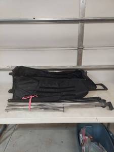 lot 1341 image: Clothes Rack with carry case