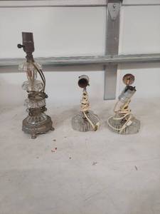 lot 1343 image: Glass Table and Wall Lamps