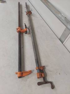 lot 1351 image: Heavy Duty Pipe Clamps
