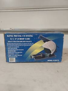 lot 1358 image: King Metal Cutting 6-14 Inch Chop Saw