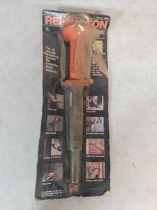 lot 1364 image: Remington 476 Powerhammer Powder Actuated Fastening Tool