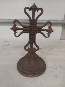 lot 1386 image: Decorative Cross on Stand