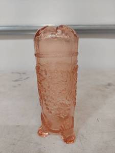 lot 1393 image: Pink Depression Glass Footed Hat Pin Holder with Floral Pattern