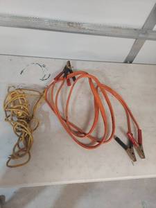 lot 1772 image: Work Light and Jumper Cables