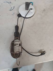 lot 1785 image: Industrial Caged Work Light with Extension Cord Reel