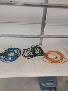 lot 1799 image: (3) Extension Cords