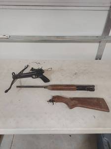 lot 1804 image: Pistol Crossbow and BB Gun - both need repair