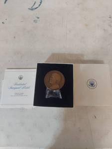lot 3412 image: Jimmy Carter Presidential Inaugural Medal with Display Stand