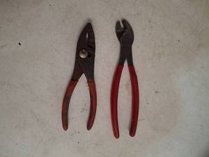lot 1369 image: Snap-On Pliers Set - 46CP, 208CP