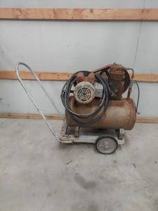 lot 2027 image: Portable Air Compressor on Cart
