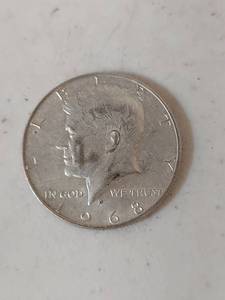 lot 2071 image: 1968-D Kennedy Silver Half Dollar