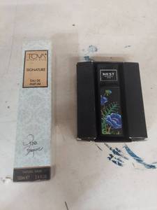 lot 2088 image: Designer Fragrance Set - TOVA Signature and NEST Midnight Fleur