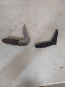 lot 2186 image: Set of Two Folding Pocket Knives