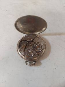 lot 2190 image: Wadsworth 21 Jewel Pocket Watch - 14k Gold Filled