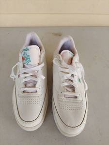 lot 1074 image: Reebok Club C 85 White Green Sneakers size 12