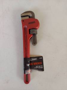 lot 1095 image: Tool Shop 10 Pipe Wrench