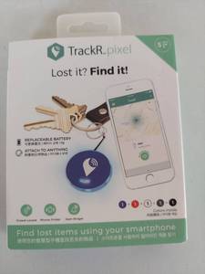 lot 1114 image: TrackR Pixel 5-Pack Bluetooth Item Tracker