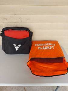 lot 1155 image: Varsity Carry Bag with Emergency Blanket Set