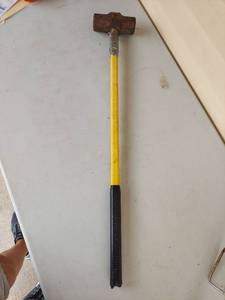 lot 1167 image: Sledge Hammer with Fiberglass Handle