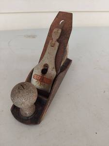 lot 1204 image: Stanley Bailey Hand Plane No. 4