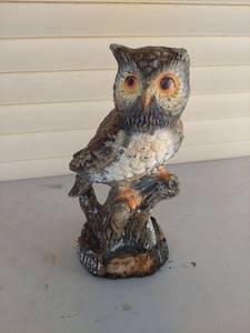 lot 1226 image: Concrete Painted Owl Figurine