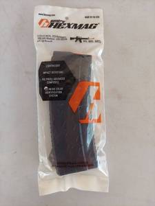 lot 1242 image: Hexmag Sentry AR-15 Magazine 5.56.223 Black Polymer