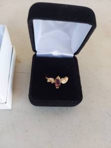 lot 1269 image: Red Stone Ring with Accent Side Stones in Box