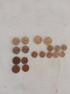 lot 1277 image: Mixed Foreign Coin Collection
