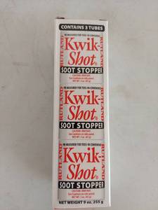 lot 1278 image: Rutland Kwik-Shot Soot Stopper 3-Pack
