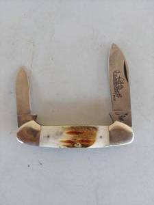 lot 1279 image: Frost Cutlery Canoe Pocket Knife with Stag Bone Handle