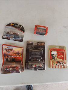 lot 2276 image: Dale Earnhardt Jr NASCAR Diecast Car Collection - Lot of 5