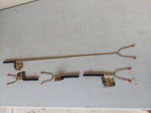 lot 2285 image: Stainless Steel Telescoping Roasting Forks - Set of 4