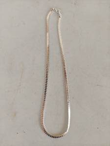 lot 2286 image: Herringbone Flat Chain Necklace
