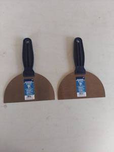 lot 2288 image: Warner 6-Inch Flex Flexible Putty Knife - Set of 2